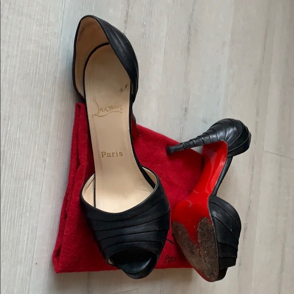 Authentic Christian Louboutin Pumps Size 38 - Picture 4 of 7